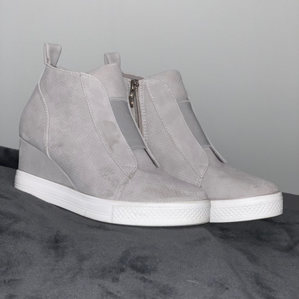 Gray Ccocci sneaker wedges
